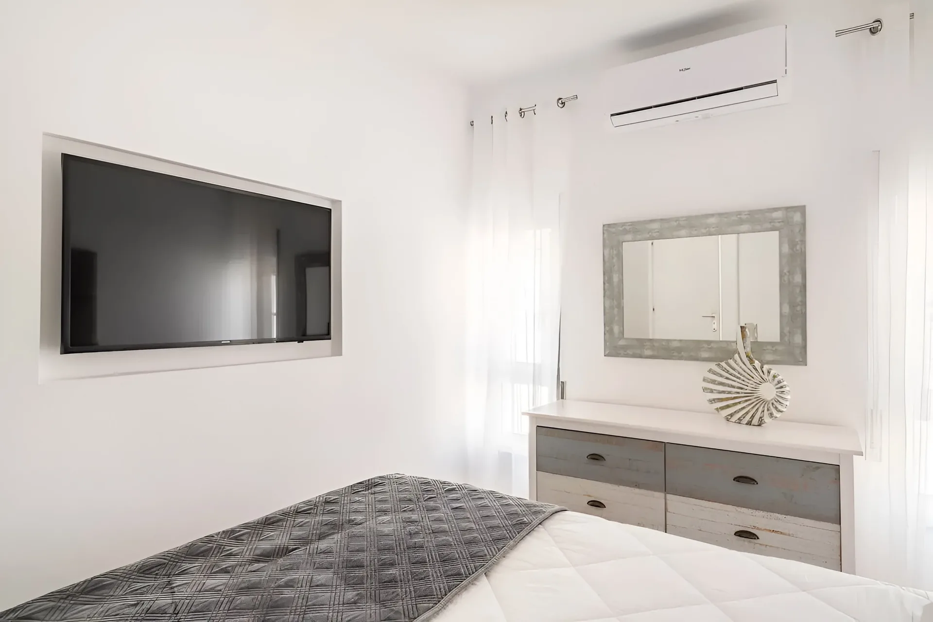 Timeless Beach I — interior 15